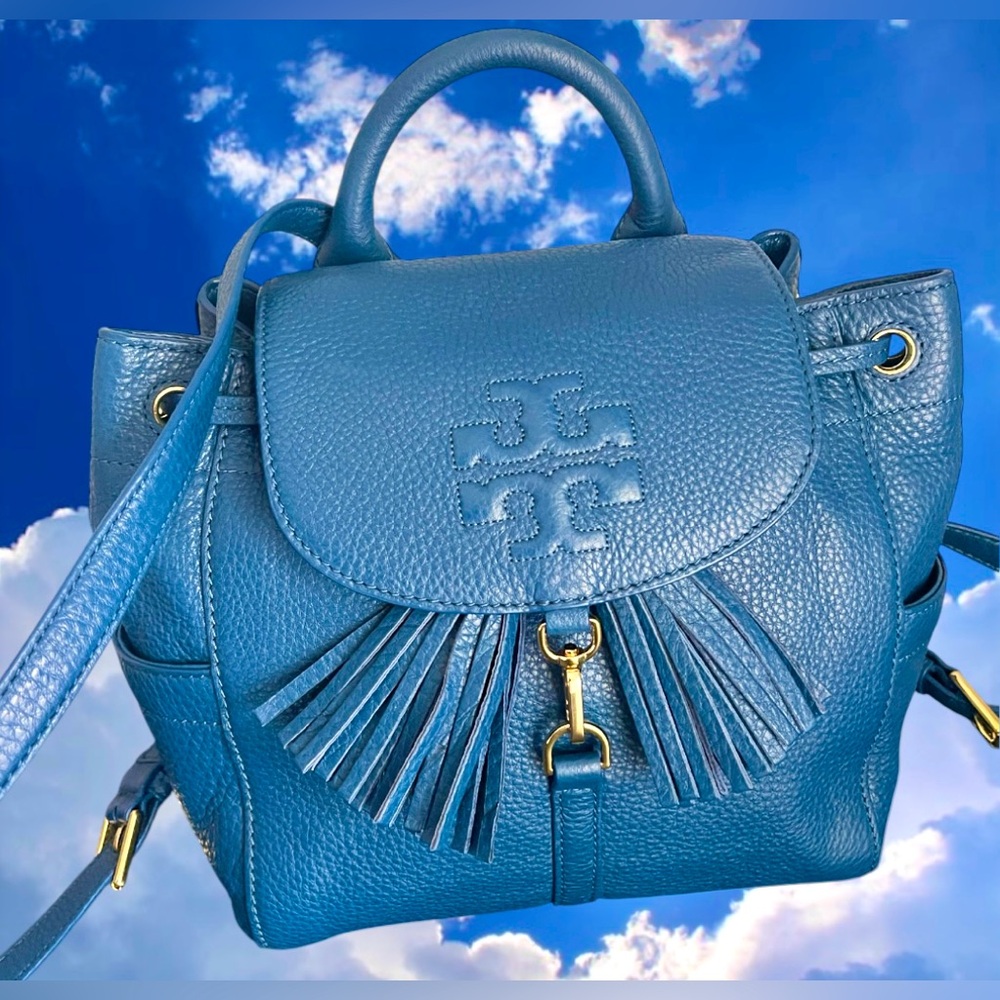 Tory Burch NWOT Pebbled Leather Backpack Or Wear as shoulder Bag Blue